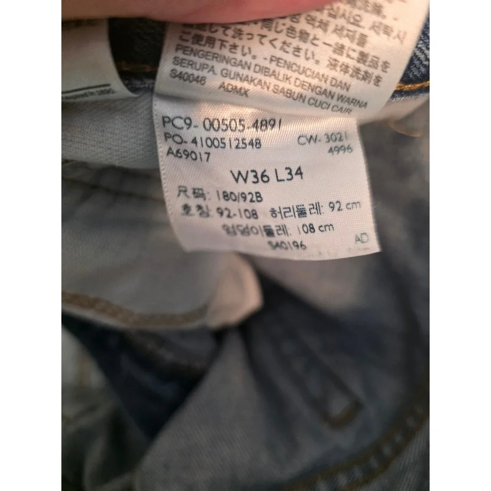 Levis 505 Regular Fit Jeans Mens 36x34 Medium Wash Blue Straight Leg Denim*READ*